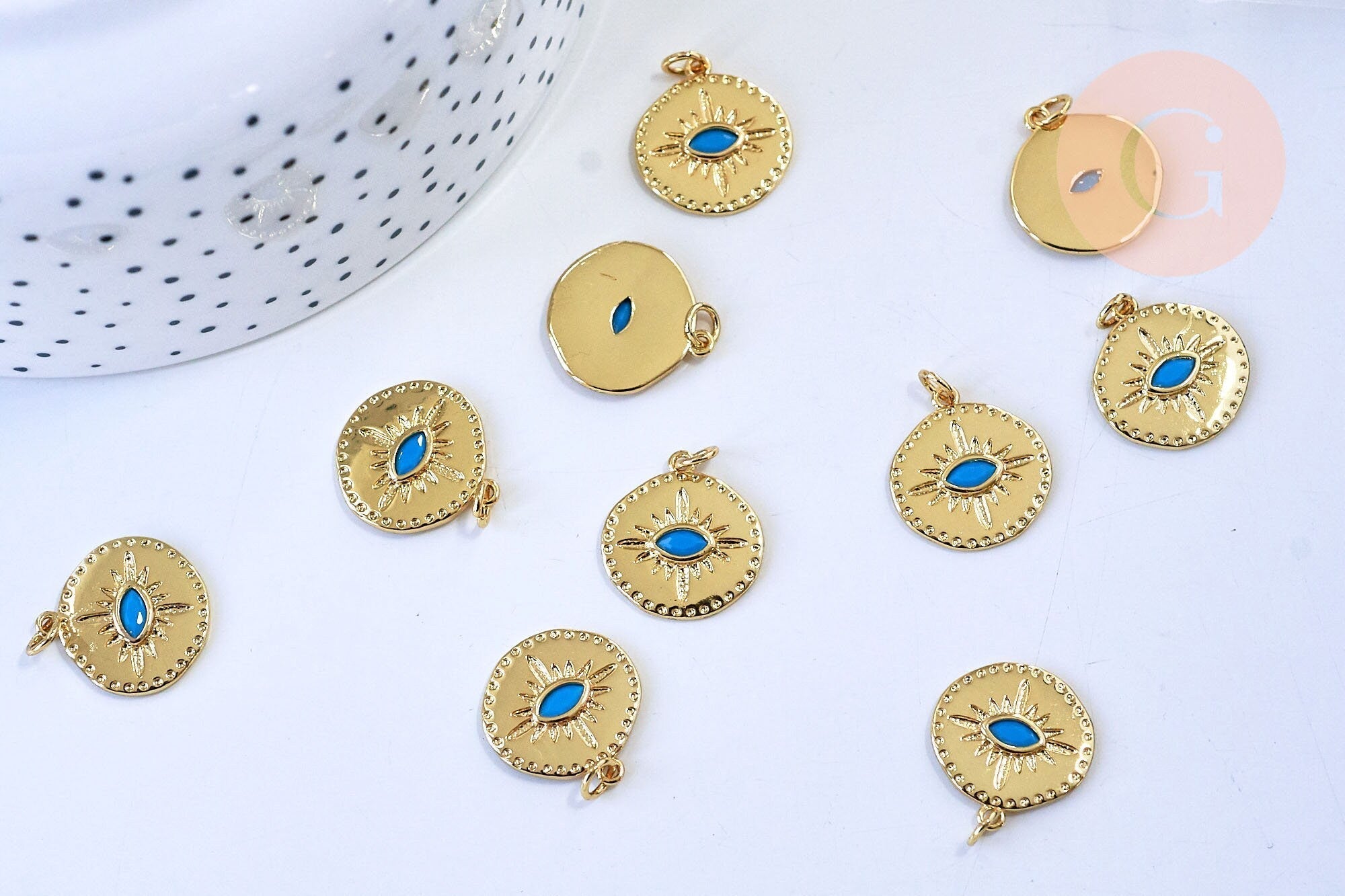 Pendentif médaille ronde oeil émail bleu laiton doré 18K et cristal zircon,pendentif laiton chance pour création bijoux,19mm, x1 G5645