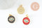 Pendentif médaille ronde oeil émail rouge laiton doré 18K et cristal zircon,pendentif laiton amour pour création bijoux,16mm, x1 (G3298)