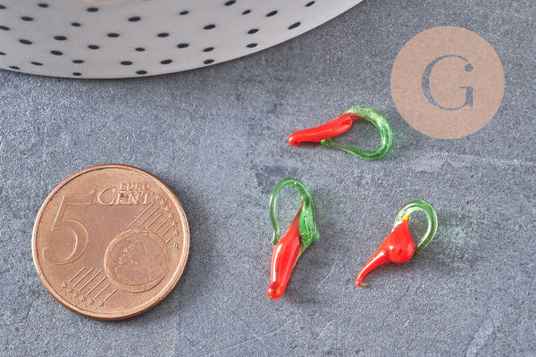 Pendentif piment rouge,perle verre tchèque,piment verre,pendentif verre,verre artisanal,pendentif chance,25mm, x 10 G1942