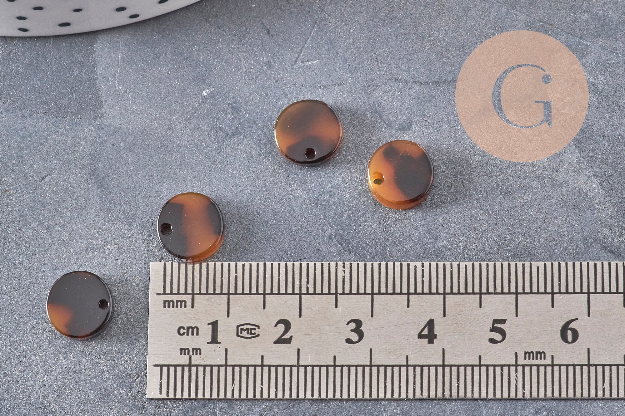 Pendentif rond marron acétate,perle acétate,connecteur plastique,10mm, x2 ou x10 (G2185)