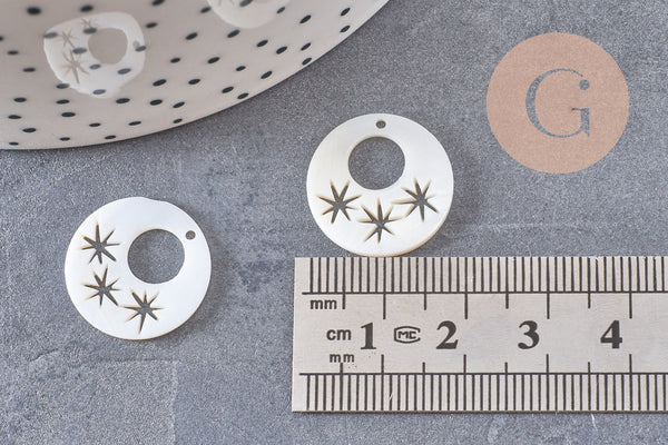 Pendentif rond nacre blanche étoile, pendentif coquillage, coquillage beige,coquillage naturel,création bijoux,18mm, x 2 G4170