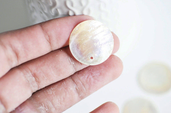 Pendentif rond nacre naturelle blanche irisé 25mm, x10 (G3010)