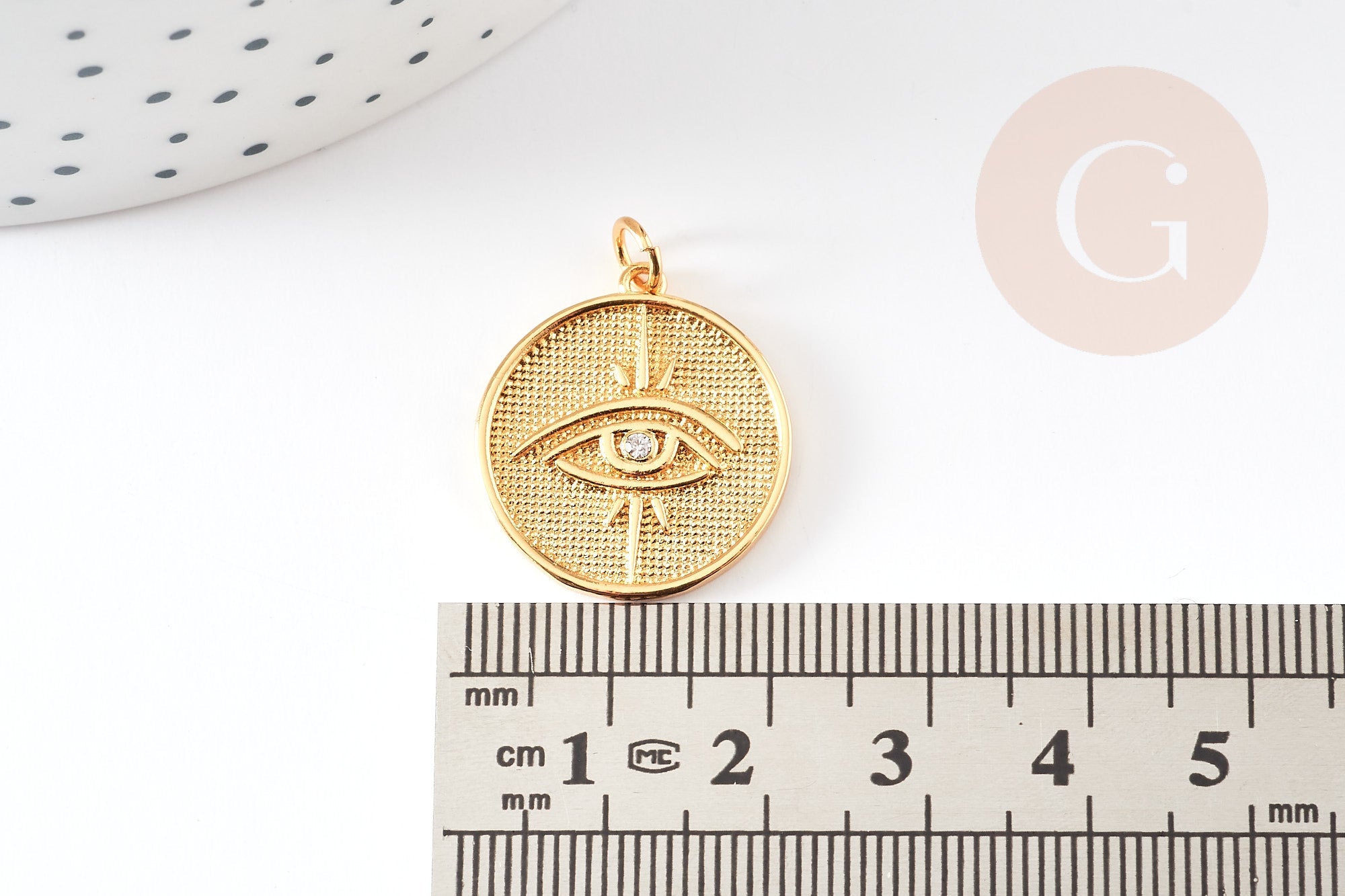 Pendentif rond oeil Egyptien laiton doré 18K texturé 22mm, x1 (G4853)