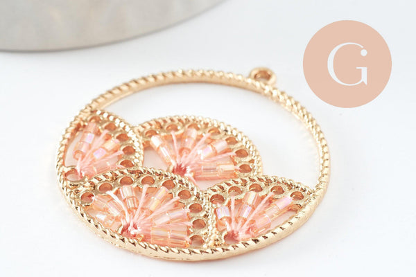 Pendentif rond zamac doré tissé rocaille rose dentelle 37.5mm, x2 (G4131)