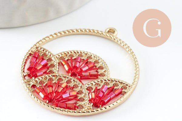 Pendentif rond zamac doré tissé rocaille rouge irisé dentelle 37.5mm, x2 (G4134)
