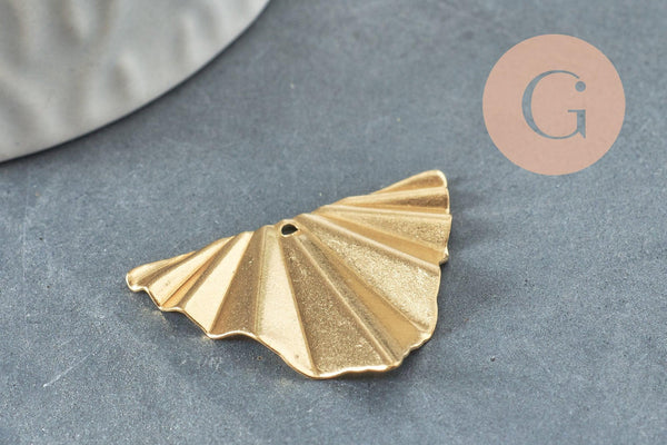 Pendentif triangle éventail plié laiton brut lisse, apprêt doré sans nickel, Pendentif doré en laiton brut,29x22mm, x2 (G3222)