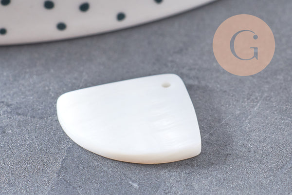Pendentif triangle nacre blanche naturelle,pendentif quart de cercle nacre,coquillage blanc,création bijou, 23mm, x 5 G4211