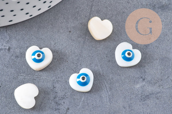 Perle coeur nacre blanche naturelle mauvais oeil bleu clair 12mm, x 10 (G3405)