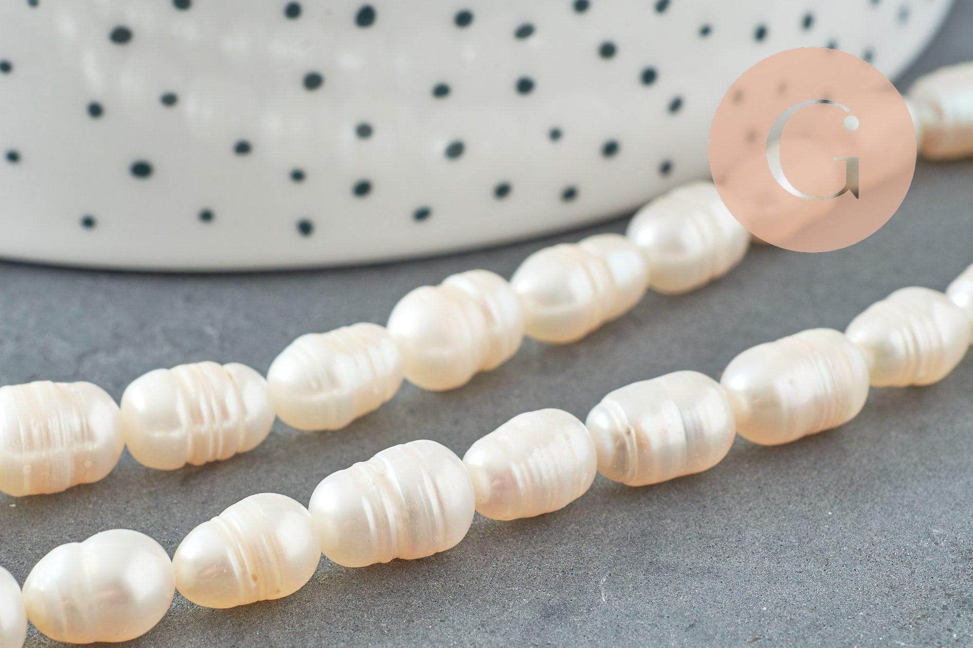 Perle naturelle blanche ovale eau douce 8.5-12mm, perle de culture percée ,fil de 35cm, x1 (G9581)