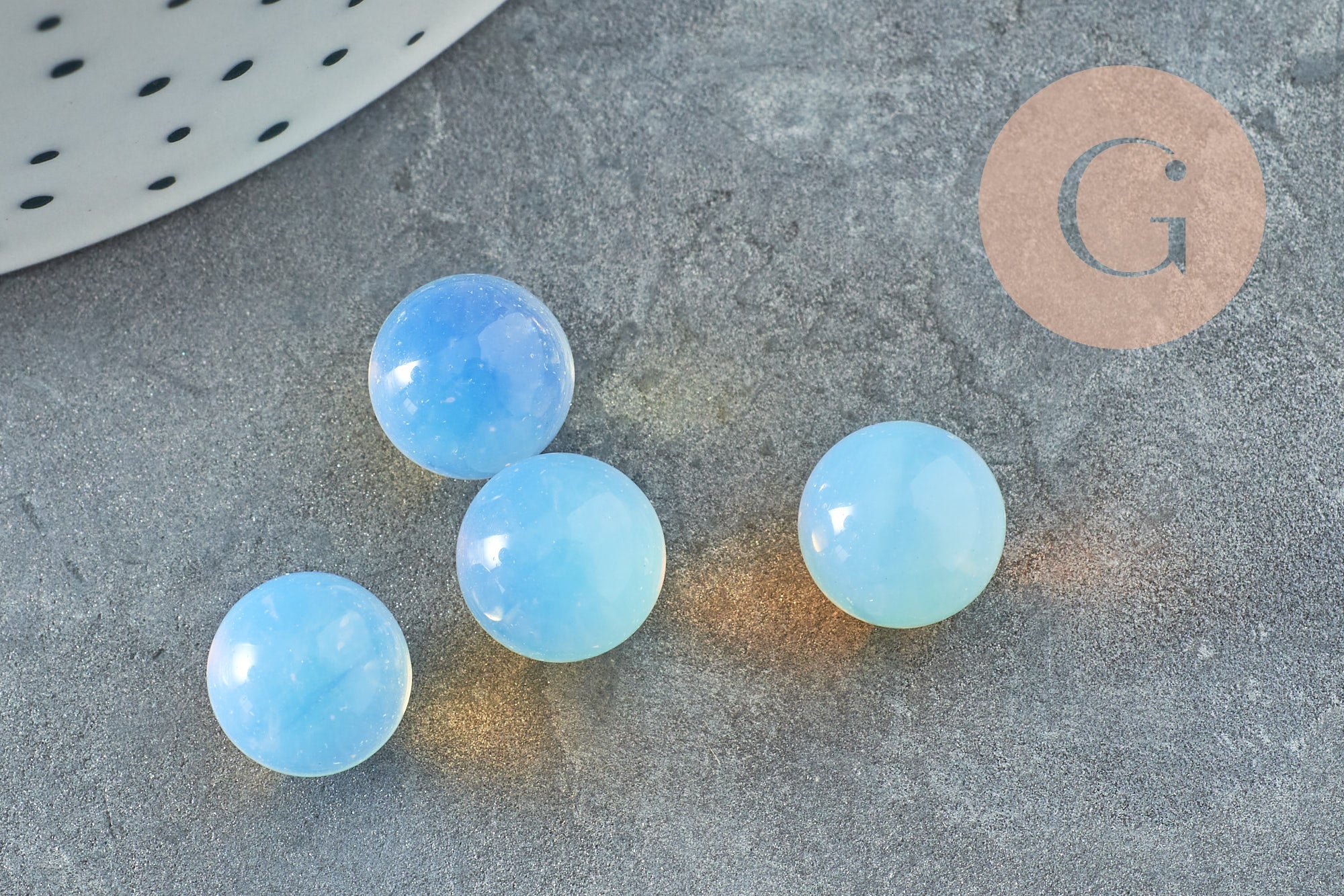 Perle opalite blanche ronde non percée 10mm, x1 (G7107)