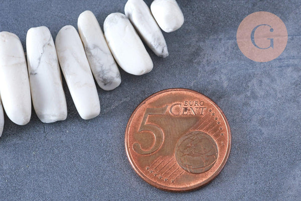 Perle ovale chips howlite blanche naturelle 12-20mm, x1 fil de 39cm (G6203)