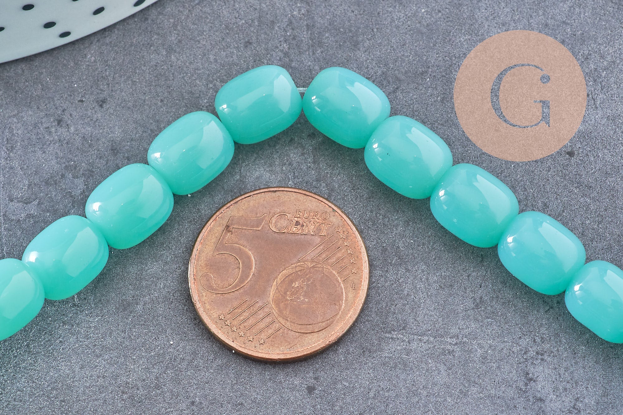 Perle ovale verre vert opaquet, des perles en verre imitation jade, fil de 39 perles,9.5mm x1 (G5368)