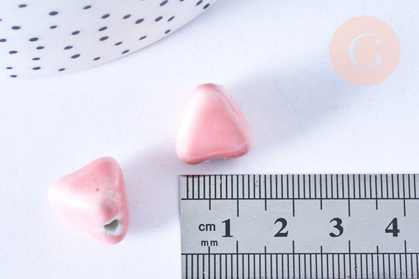 Perle porcelaine triangle rose 15mm, x10 (G5379)