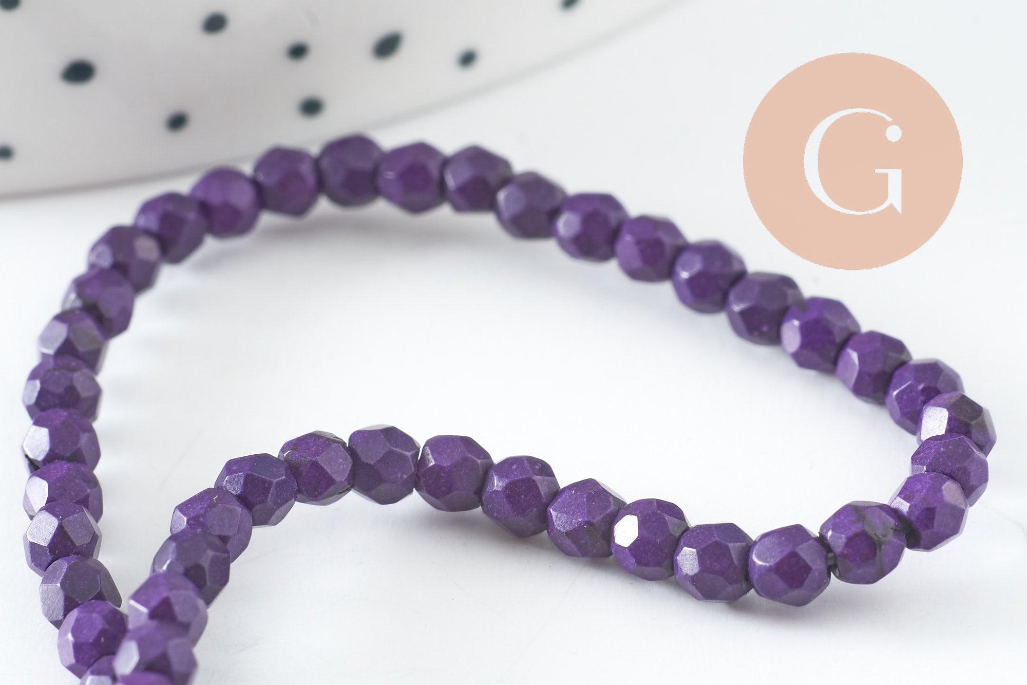 Perle ronde howlite facettée, perle howlite,pierre naturelle,howlite naturelle,perle pierre,4mm,fil de 90 perles, X1 (G4668)