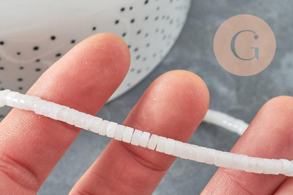 Perle rondelle heishi jade naturel blanc 4.5x2.5mm, x1 fil de 39cm (G5826)