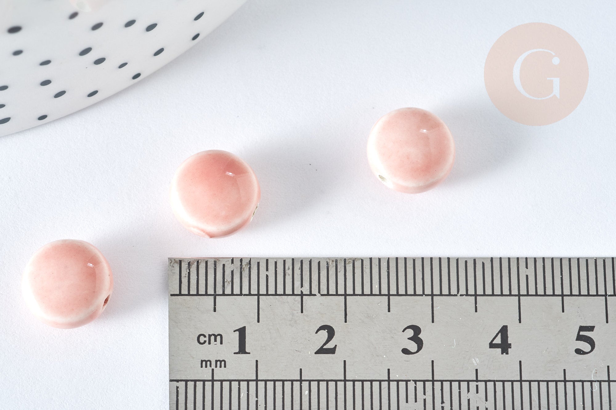 Perles Rondes plates porcelaine émaillée rose pastel 11mm, bijou céramique, x10 (G7442)