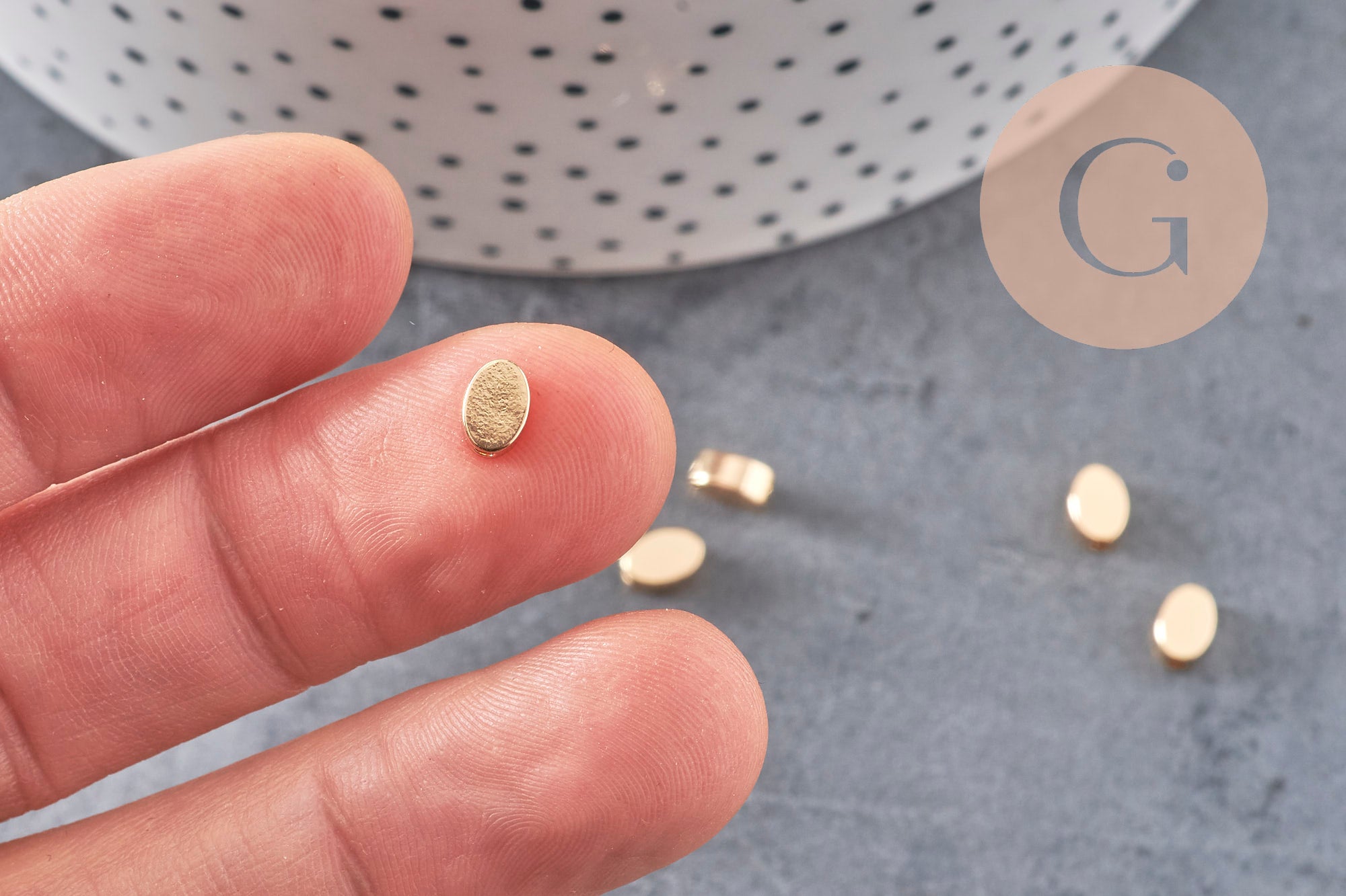 Perles charms ovales en métal doré 14K 6mm x30 (G1397)
