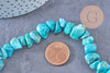 Perles chips turquoise de synthèse, x1 fil 90 cm (G1770)
