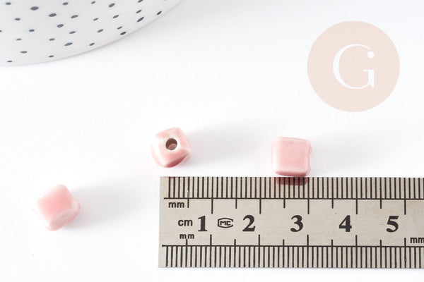 Perles cube céramique rose 8mm, perles porcelaine création bijoux, x5 G9150