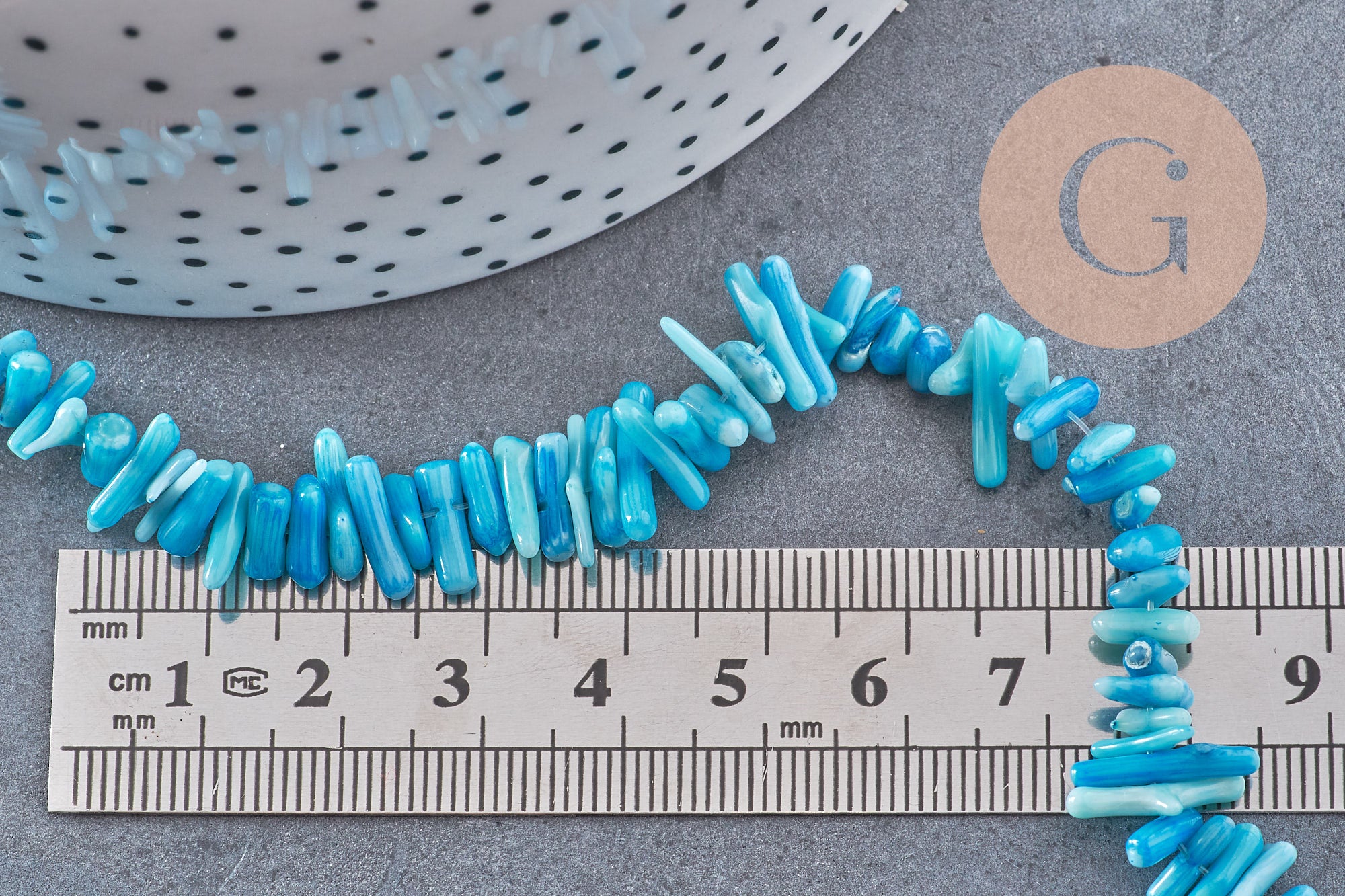 Perles en corail turquoise,perles corail, corail naturel,perle coquillage,coquillage bleu,fil 38cm x1 (G0986)