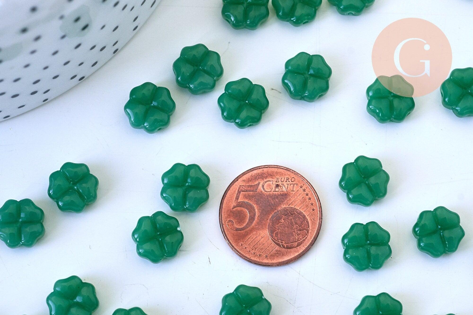 Perles fleur verre vert 6x3mm, x10 (G5610)