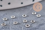 Perles intercalaires rondelles fleurs acier 304 inoxydable platine 3mm, x10 (G10855)