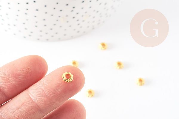 Perles intercalaires rondelles fleurs zamac doré 6mm, x50 (G5791)