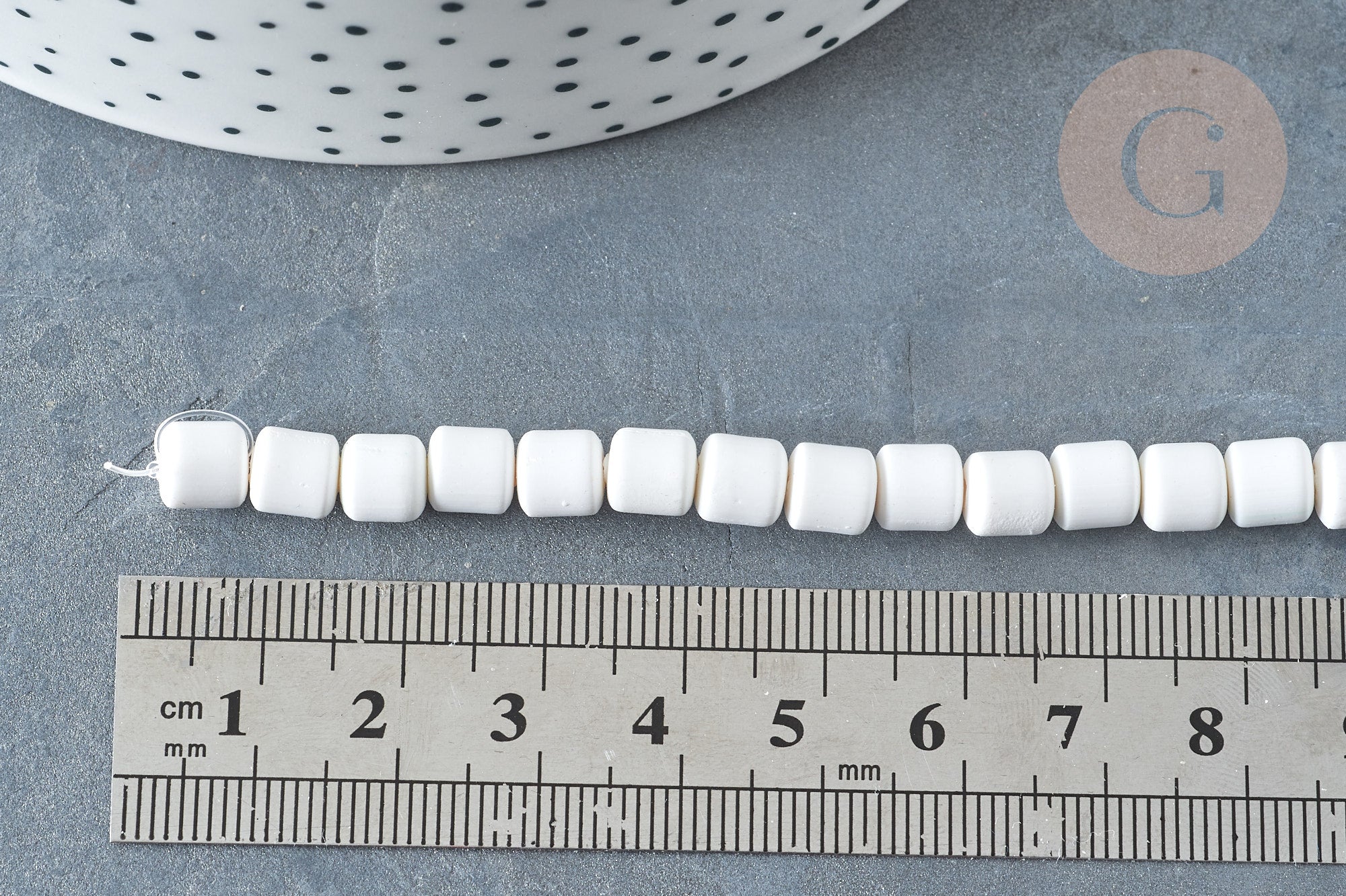 Perles polymère tube blanc 6.5mm, fabrication bijoux heishi 6.5mm plastique,le fil de 40cm G7222