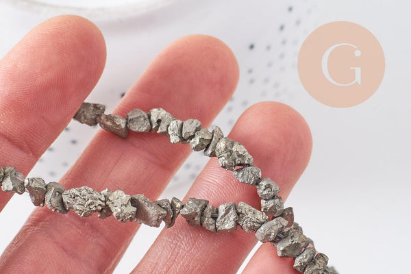 Perles pyrite nugget,perles pyrite, fabrication bijoux, pyrite naturelle,nuggets pyrite, 4-5mm,fil de 45 perles, x1 (G0411)