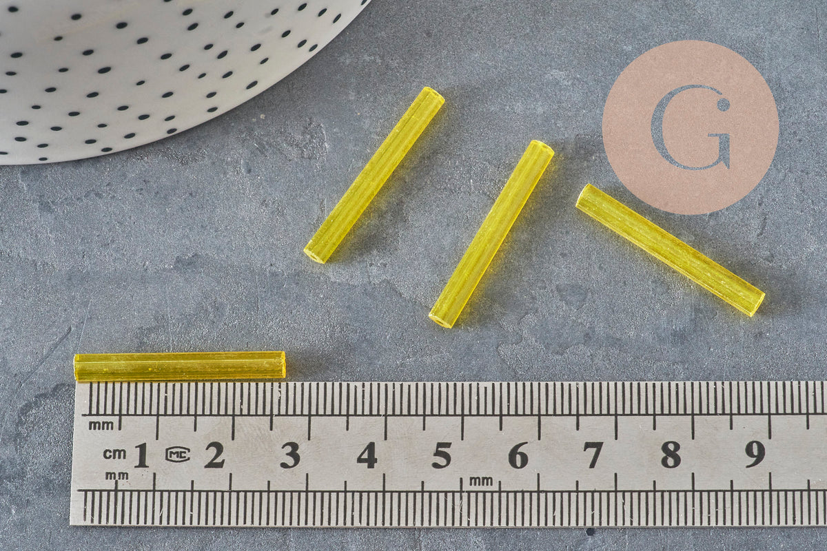 Cuentas de semillas Tubo de semillas amarillo translúcido, 28 mm, x 10 g G4391