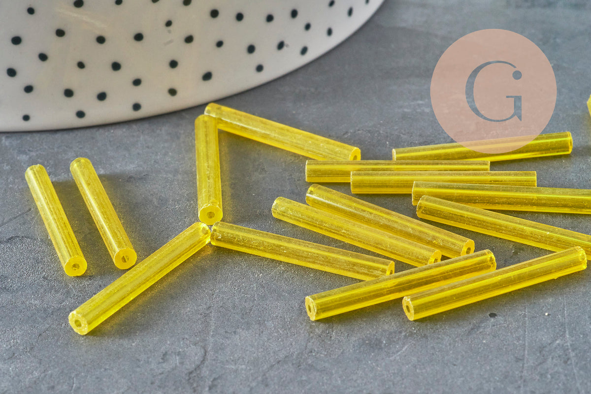 Cuentas de semillas Tubo de semillas amarillo translúcido, 28 mm, x 10 g G4391