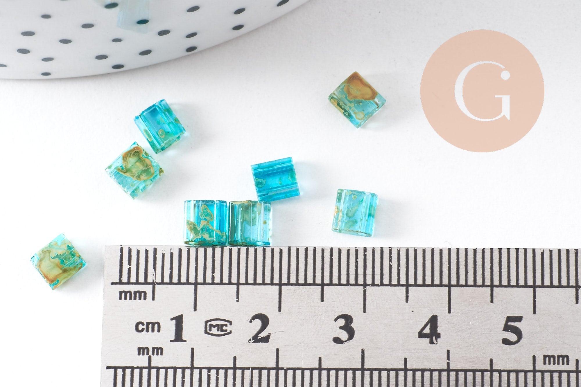 Perles rocaille carré façon tila verre vert transparent 4.5mm,2 trous, x50 (G5475)