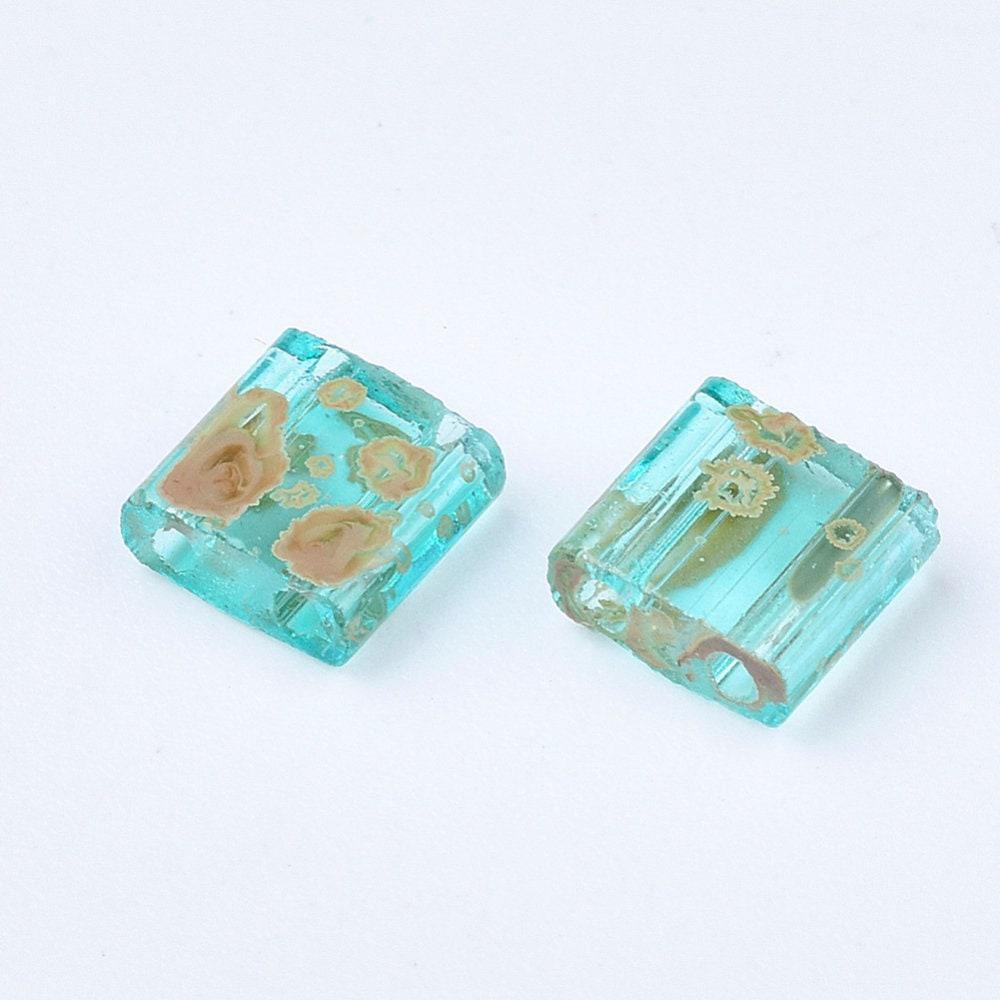 Perles rocaille carré façon tila verre vert transparent 4.5mm,2 trous, x50 (G5475)