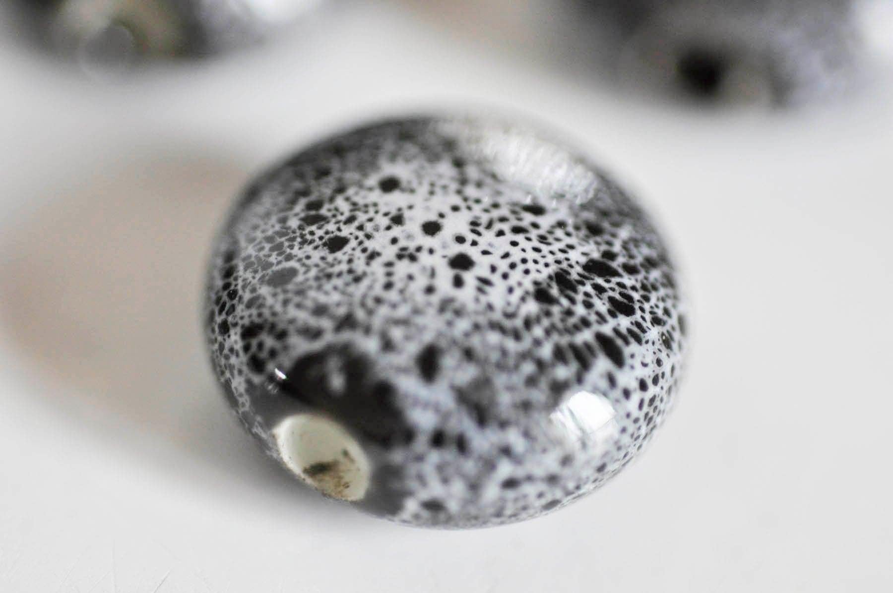 Perles ronde porcelaine grise, création bijoux,1.5cm, x5 (G1016)