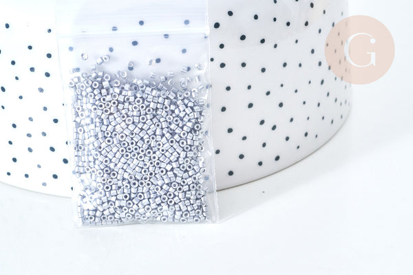 Perles tube argent métallisé mat façon Delica miyuki, x1 Sachet 8g (G7852)