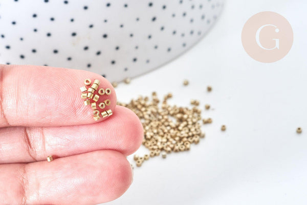 Perles tube or clair mat façon Delica miyuki, x1 sachet de 8g (G7762)