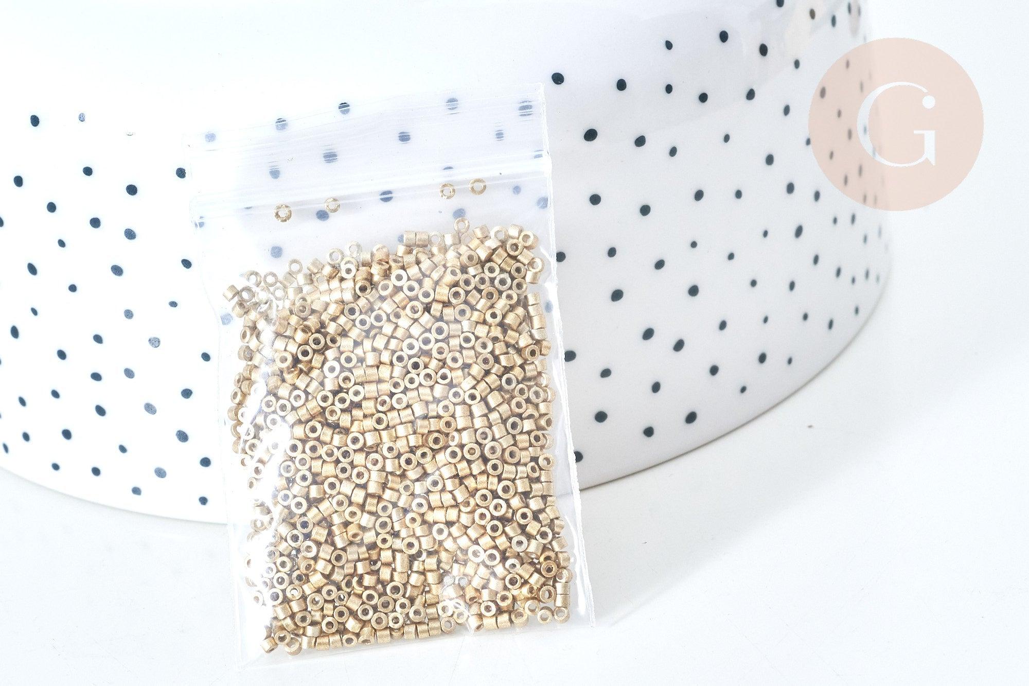 Perles tube or clair mat façon Delica miyuki, x1 sachet de 8g (G7762)