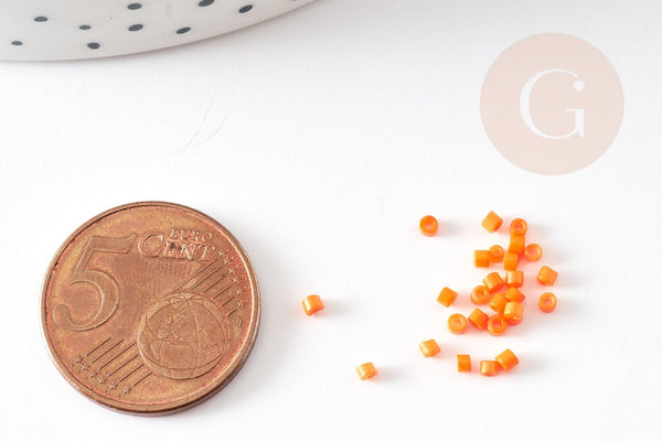 Perles tube orange opaque façon Delica miyuki 1.5-2mm, x1 sachet de 8gr (G9163)