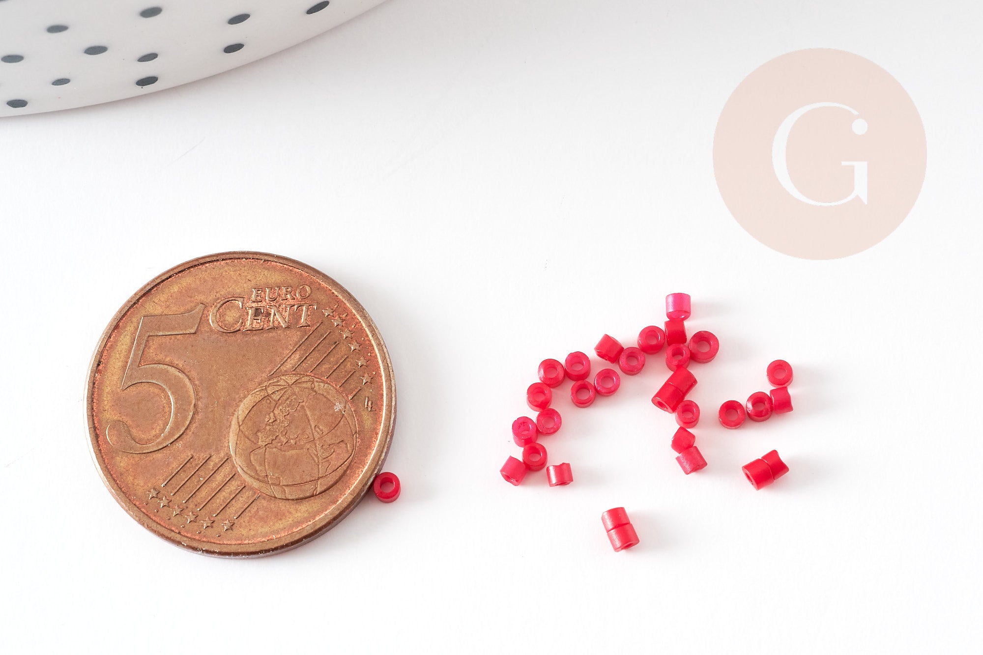 Perles tube rouge rose opaque façon Delica miyuki 1.5-2mm, x1 sachet de 8gr (G9166)