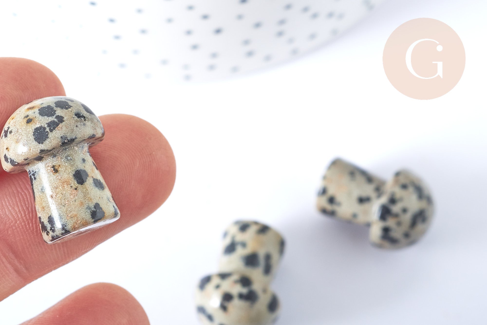 Pierre de massage champignon jaspe dalmatien naturel lithothérapie 20-21mm, pierre lithothérapie, x1 G7912