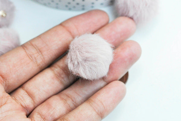 Pompon fourrure rose support doré 21mm,décoration pompon imitation fourrure x2 G4496