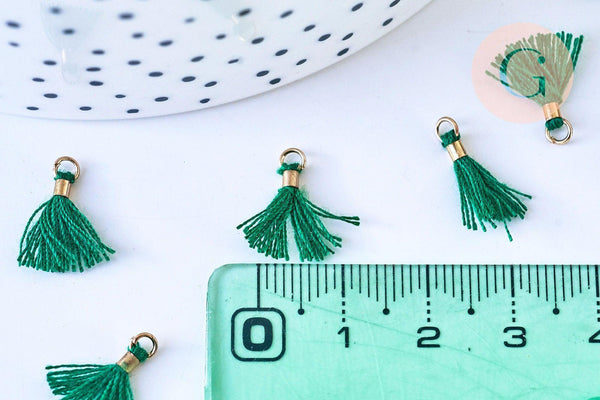 Pompon vert émeraude polyestère support doré,décoration pompon, pompon boucles,fabrication bijoux bohème,10-15mm, x10 ( G5563)