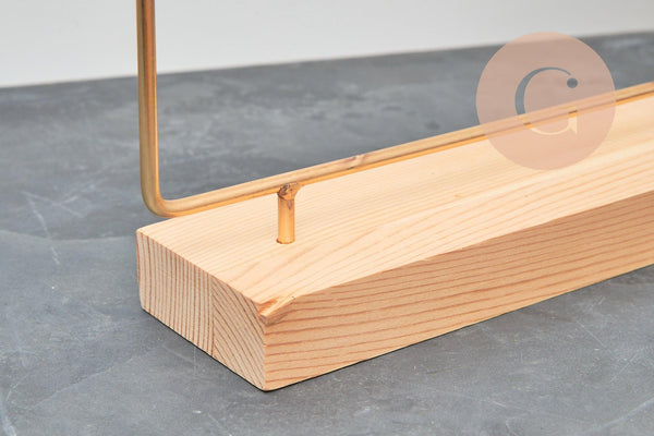 Présentoir à bijoux boucles d'oreilles laiton doré socle bois 35cm, x1 (G10713)