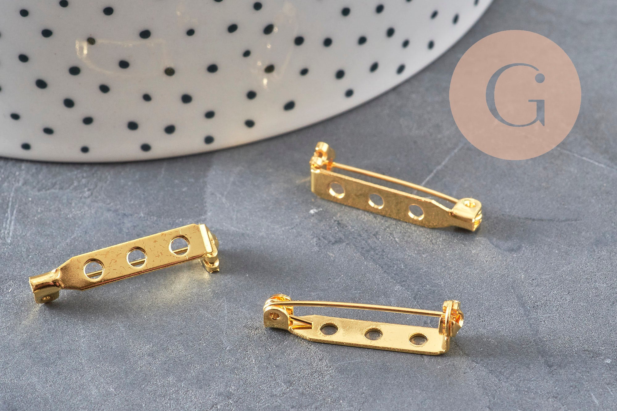 Support de broche en fer doré 27mm, x10 (G5845)