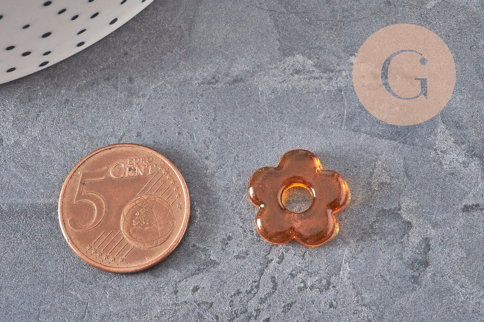 Cuenta de flor de vidrio intercambiable de 15,5 mm para pendientes de aro, x1 (G11025)