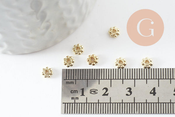 Rondelles fleurs intercalaires zamac doré 4mm, x20 (G9544)