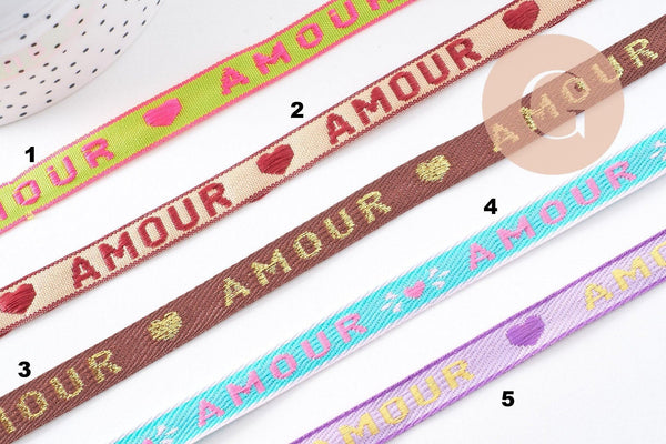 Ruban texte Amour 10mm, un ruban brodé de qualité pour travaux de couture ou création de bijoux, x1 mètre (G10267)