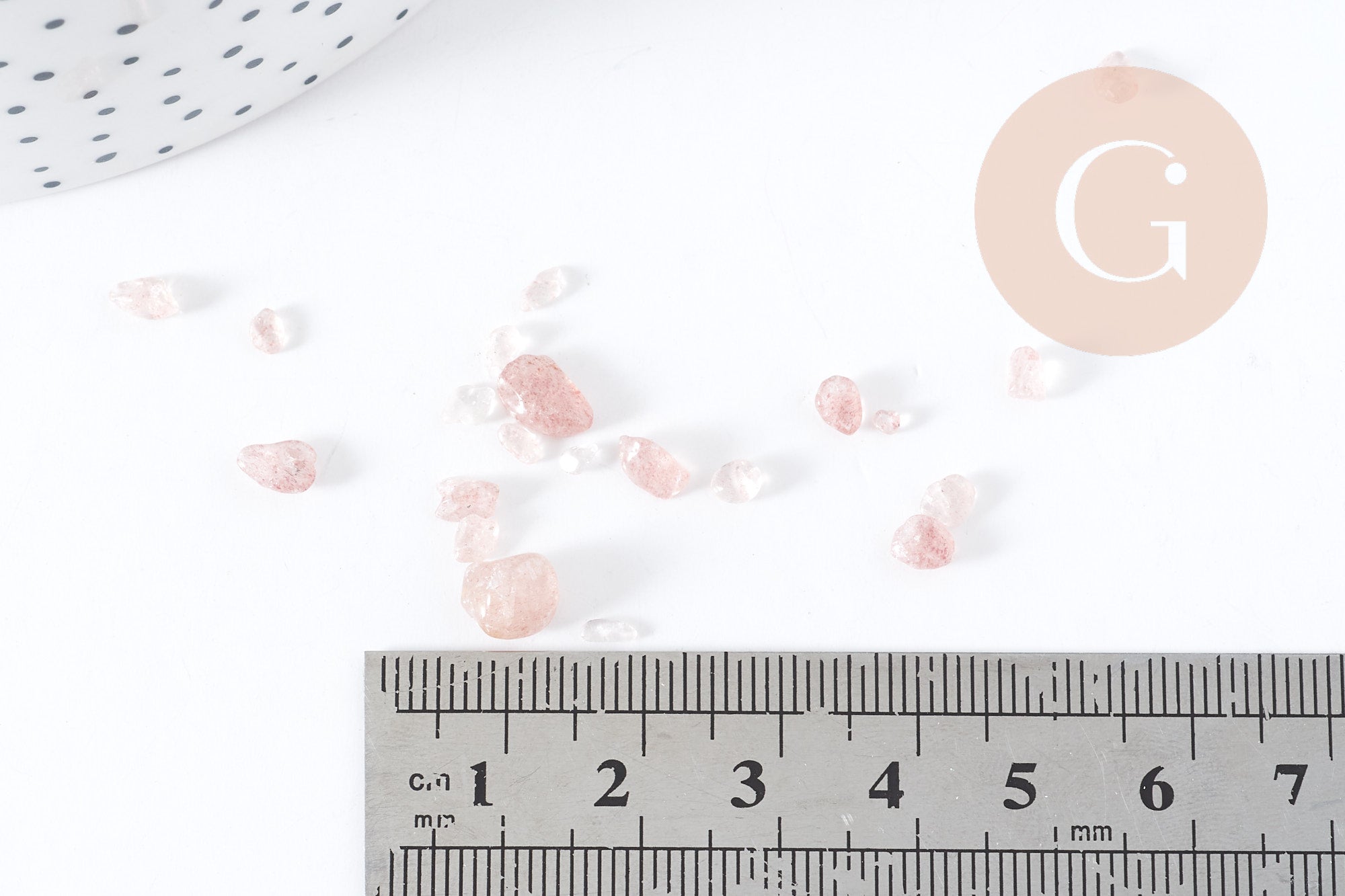 Sable chips pierre quartz fraise naturel 2-15mm non percé, x20gr (G8945)