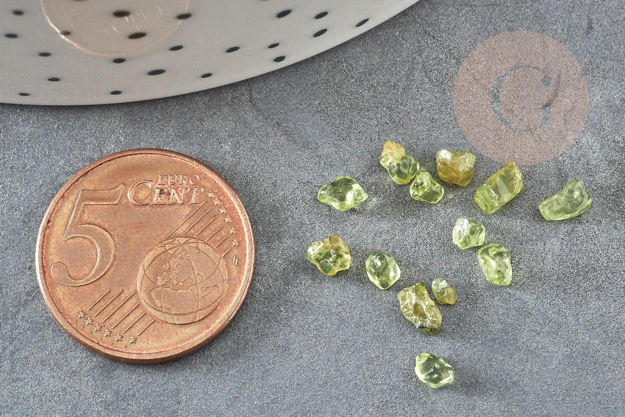 Sable chips pierre quartz olive vert 2-6mm non percé, x20gr (G3501)