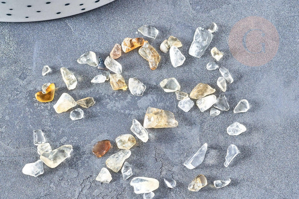 Sable pierre chips citrine jaune chauffée non percé, x20gr (G8534)